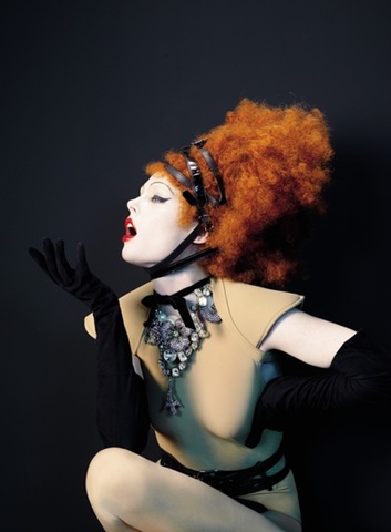 [coco-rocha-for-les-echos-by-jean-paul-gaultier- 20[3].jpg]