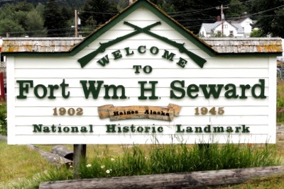 [DSC05829 Fort Wm H Seward National Historic Landmark[2].jpg]