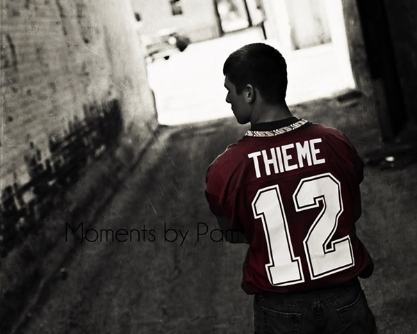 [Blake Thieme Senior 2011 2 144 logo[2].jpg]