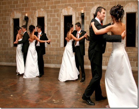 Some secrets of fun wedding reception ideas are included 