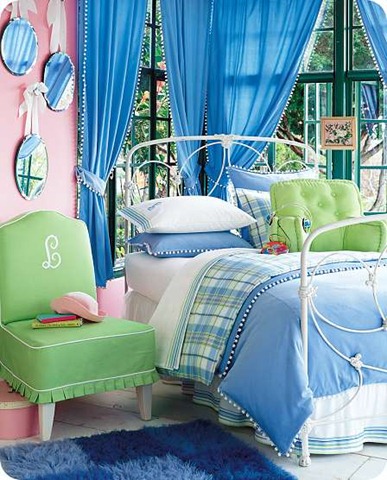 [pinkwallswithblueandgreenroom3.jpg]