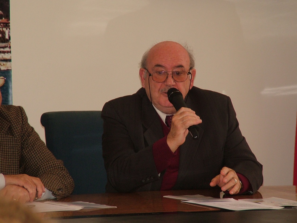 [DSCF51944.jpg]