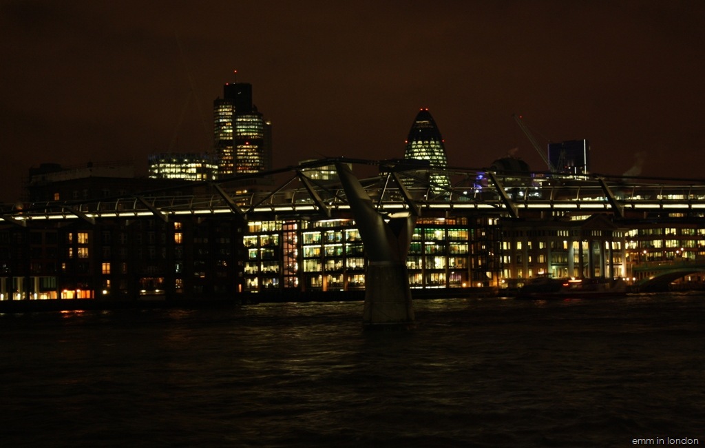 [London Bankside by Night 4[2].jpg]