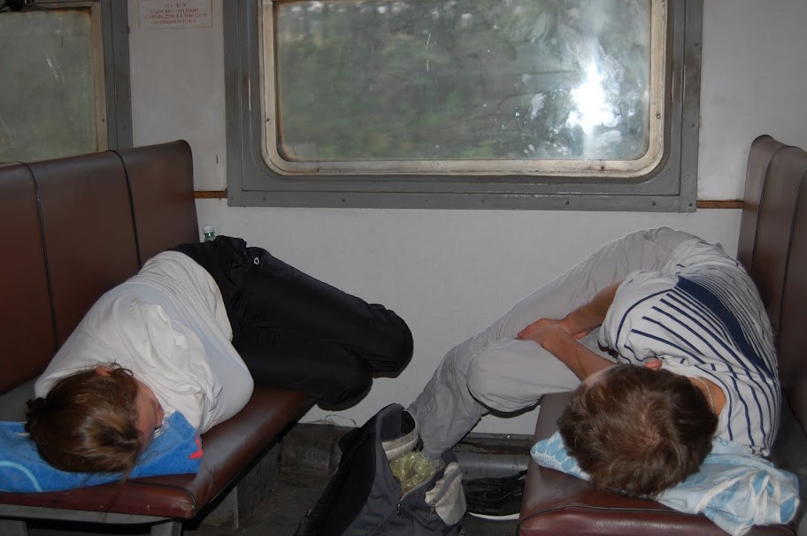 спим в поезде