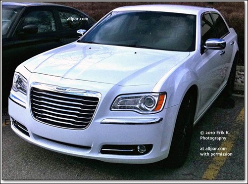 2011-300C-car