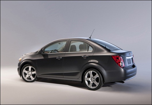 Chevrolet mostra Novo Sonic (Aveo) hatch e Sedan para os EUA