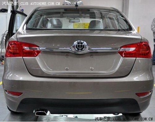 [brilliance-a4-sedan4[6].jpg]