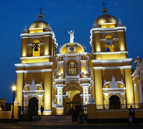 Plaza Mayor de Trujillo - Perú