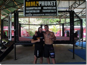 Antrenament pentru slăbit - Tiger Muay Thai; Tabăra de pregătire MMA, Phuket, Thailanda