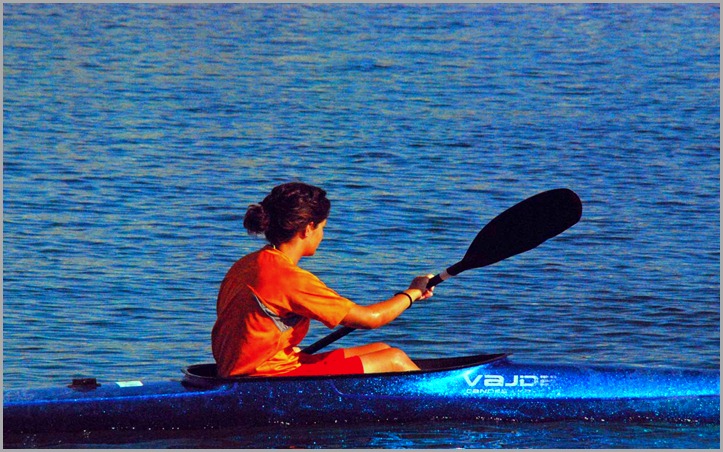 Ένα Καγιάκ στον Ευβοϊκό -- A Kayak in Evian