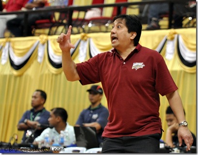 Barracudas Head Coach Bong Ramos