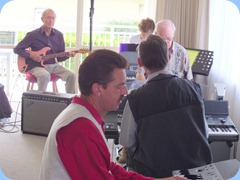 Then there was 5! Brian Gunson (guitar) Denise Gunson (piano), Peter Brophy (keyboard), Roy Steen (keyboard) and Peter Littlejohn foreground (keyboard) having a great jam session