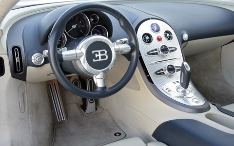 [112_0611_39z+2006_bugatti_veyron+interior[3].jpg]