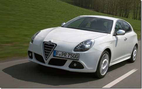 Alfa_Romeo-Giulietta_2011_800x600_wallpaper_21