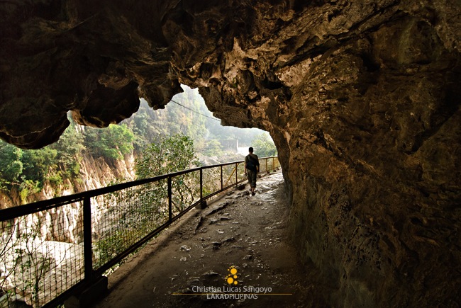 Passing Through Cave Paths to Wawa Dam