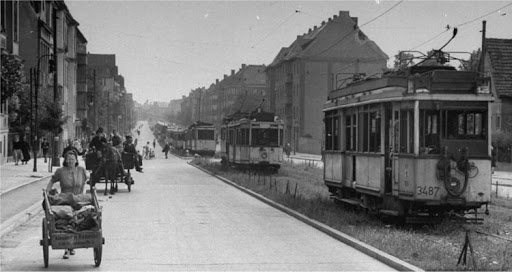 Трамваи на берлинской улице