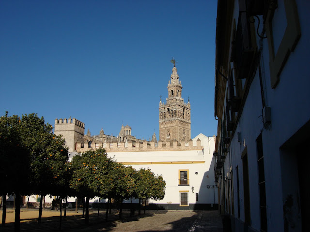 Patio Banderas.