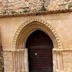 15 iglesia. Portada romanica.jpg
