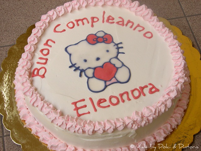 [Torta Hello Kitty (2° compleanno Eleonora)[3].jpg]