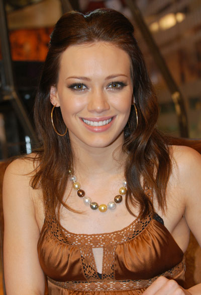 Hilary Duff, , hot japanese girls, hot japanese models, cute japanese models, hot asian girls, sexy japanese girls, hot sexy Celebrity video Photos Pics Wallpapers