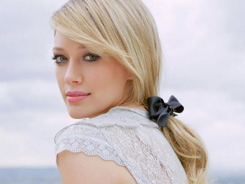 Hilary Duff, , hot japanese girls, hot japanese models, cute japanese models, hot asian girls, sexy japanese girls, hot sexy Celebrity video Photos Pics Wallpapers