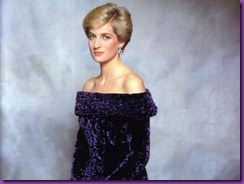 Princess-Diana-Beautiful-Dress-512X384-22