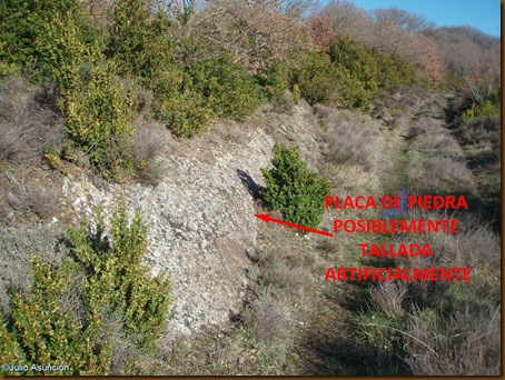 Posible tallado de roca como elemento defensivo - Castro del Montico - Idocin
