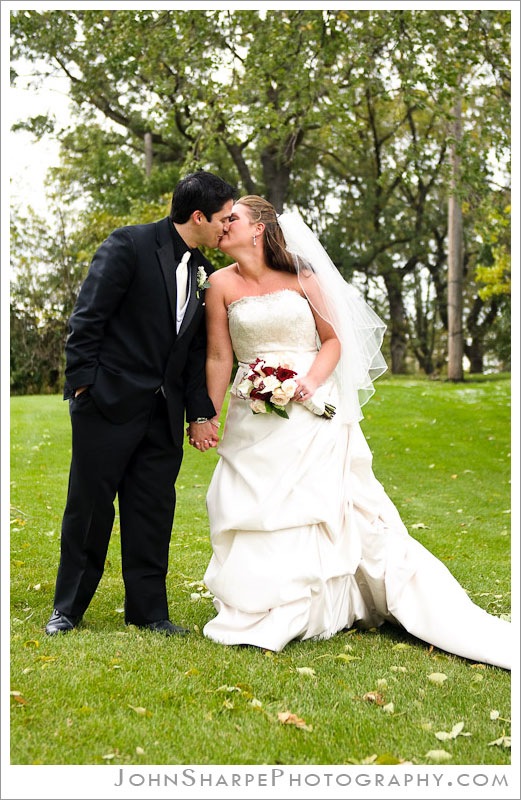 Town and Country Club in St Paul, MN Wedding Photographers
