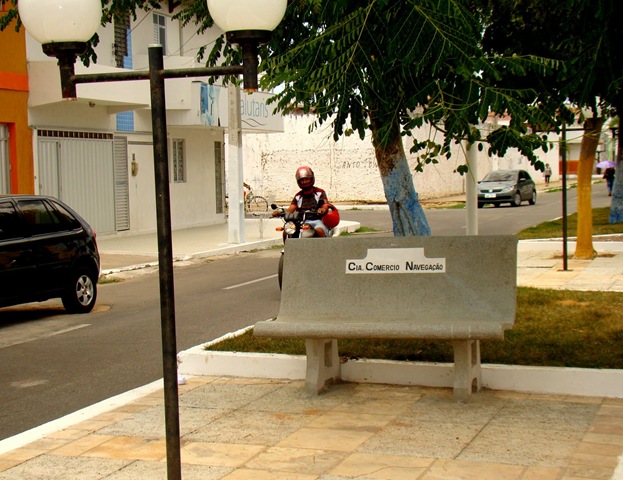 [BACOS NA DEPUTA M  AVELINO[5].jpg]