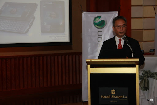 sony ericsson xperia x8 white aqua blue pink 3g. Francisco Dennis Manzano, Sony