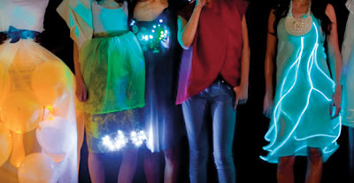 Dress Model Technology on Electric Dress Wide  Istyle Tech  When Fashion And Technology Collide