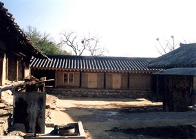 ChilgokGotganchae(Storage quarters) 