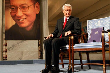 [1210-Empty-chair-Norway-Nobel-Peace_full_380[2].jpg]