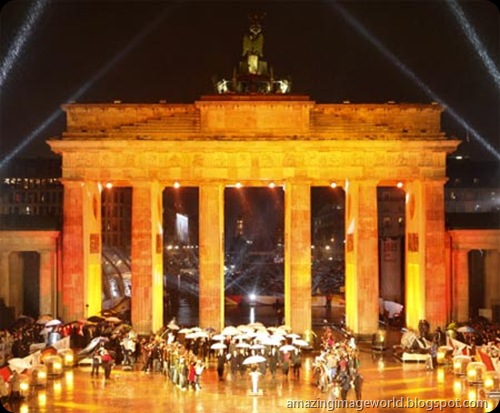 20th anniversary of the fall of Berlin Wall008