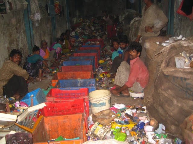 [Sorting_out_plastic4.jpg]