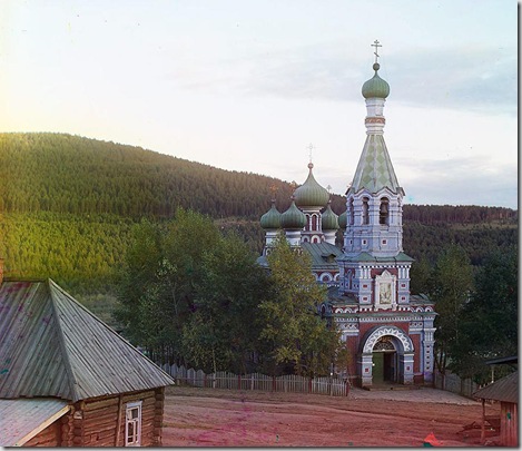 Church in Vetluga settlement; 1910
Sergei Mikhailovich Prokudin-Gorskii Collection (Library of Congress).