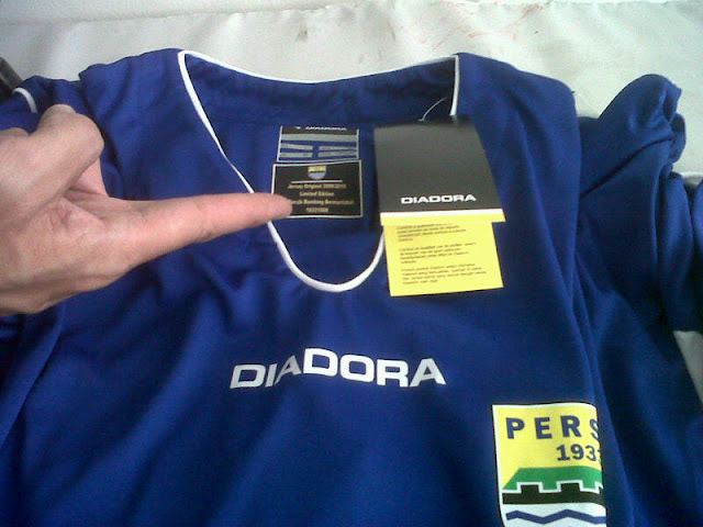 Kaos resmi persib