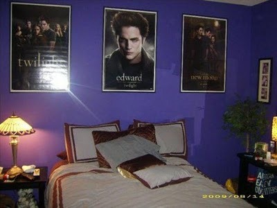 [Creepy_Twilight-Themed_Bedrooms24[5].jpg]