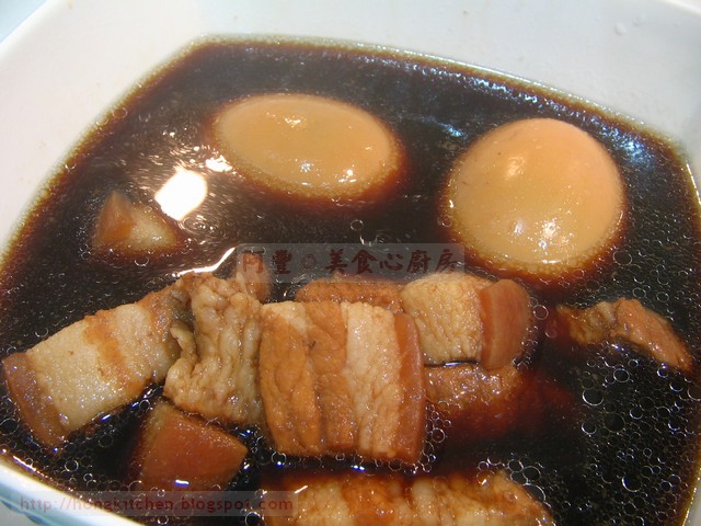 Pork Braised in Soy Sauce (Tau Yu Bak) 