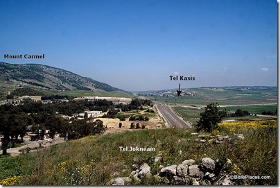 Kishon Pass and Mount Carmel from Tell Jokneam, tbs104069900