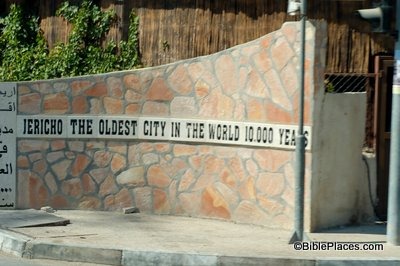 [Jericho oldest city in world sign, tb091504778[2].jpg]