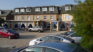 Beachcroft Hotel - Bognor