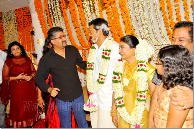 Parvathy and Kalidasan in marriage ceremony 
