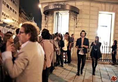 france-fashion-night-out-2010-9-7-18-50-8