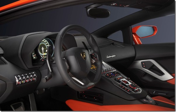 Lamborghini Aventador (5)