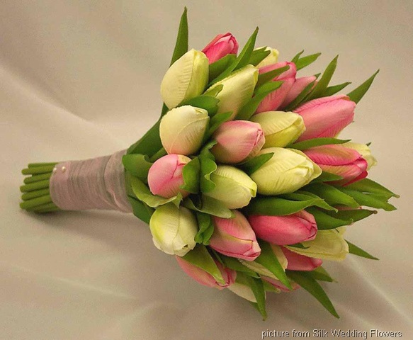 [Cream_Pink_Tulips_Bridal_Posy_Bouquet_2M[6].jpg]