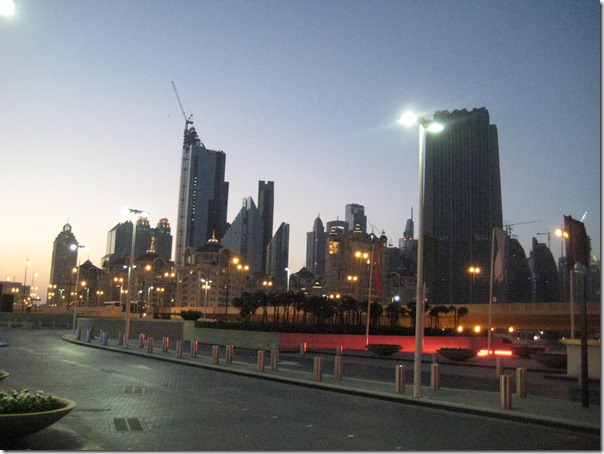 2010-05-10 Dubai 2077