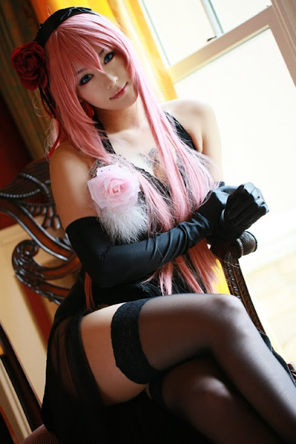 Forum Image: http://lh6.ggpht.com/_xxQMSIMp30U/TQm2oPqwraI/AAAAAAAAAFo/moV3WUeJ0mU/s640/aira-megurine_luka-12.jpg