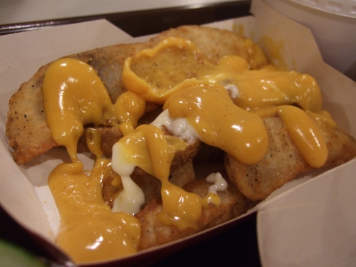 http://lh6.ggpht.com/_yApw4gLxzGU/SQ5tVTbCxUI/AAAAAAAAGjc/vl7_rmr6kZU/s800/cheesy-wedges.JPG
