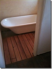 自然素材の家　浴室